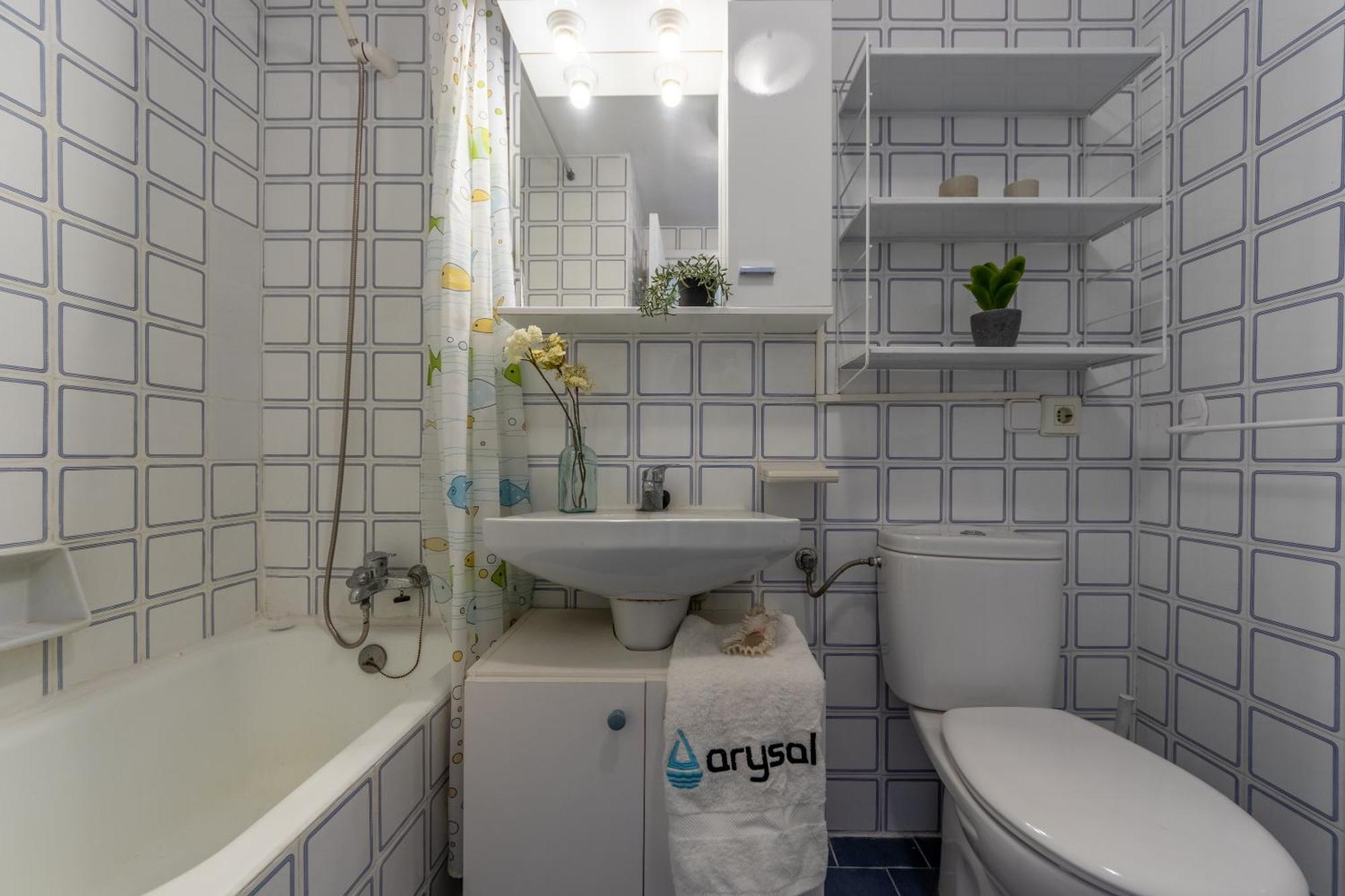 Apartamentos Atlas IV Салоу Экстерьер фото